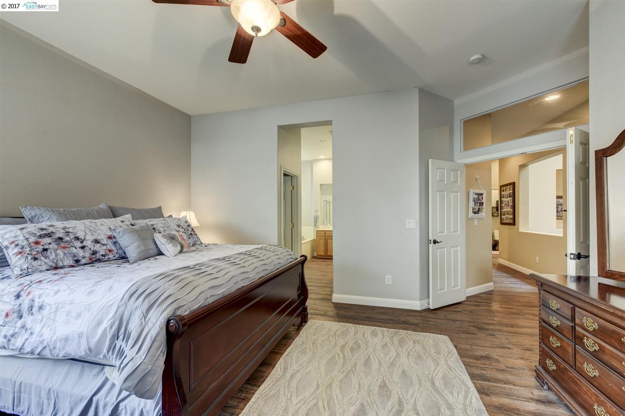 123 Tennyson Ct