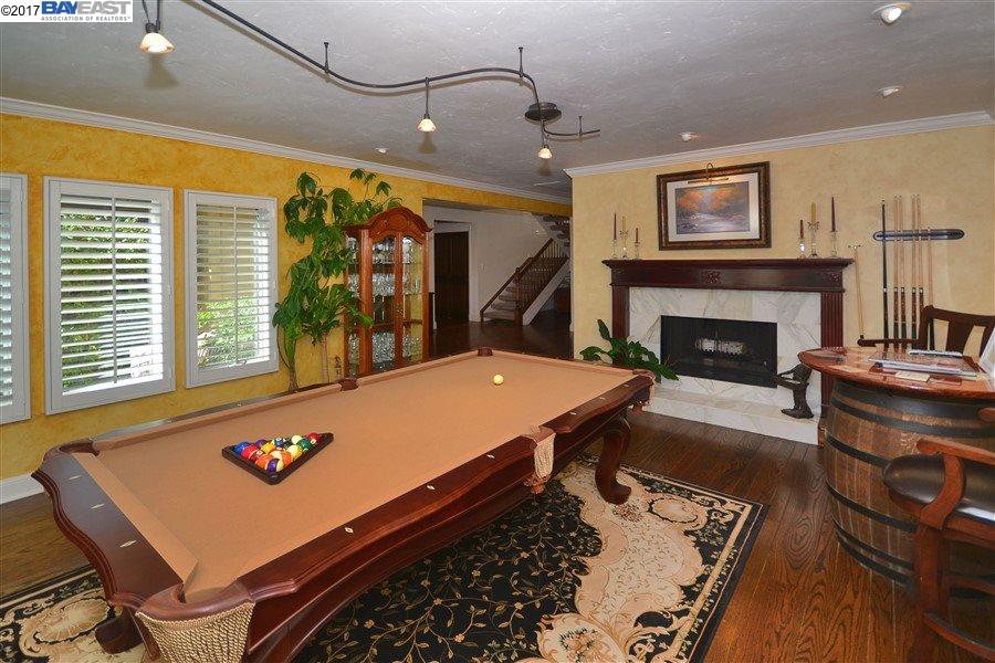 3069 Live Oak Ct