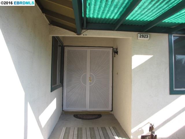 2700 Entrada Cir