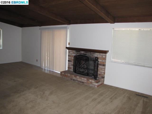 2700 Entrada Cir