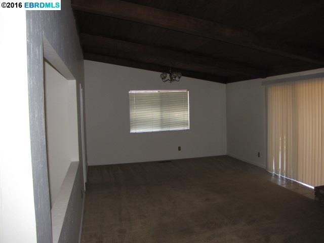 2700 Entrada Cir