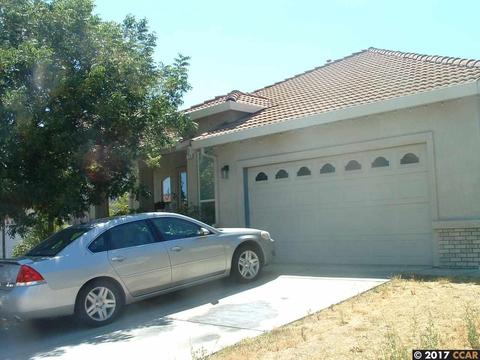 3912 Rimrock Dr