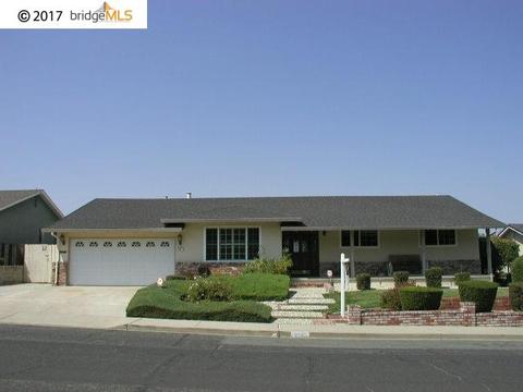 3912 Rimrock Dr