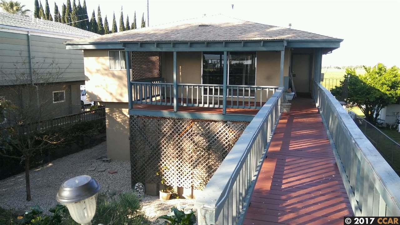 3811 Willow Rd