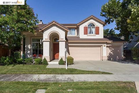 146 Curtis Dr