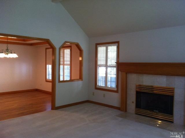 1548 Centennial Cir