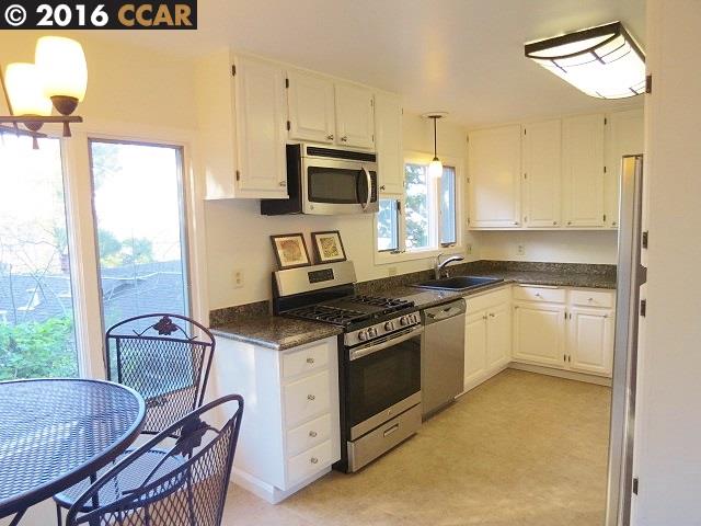 229 Valley Oak Ln