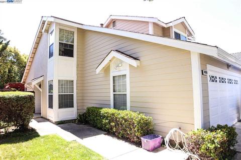 2495 Night Shade Ln