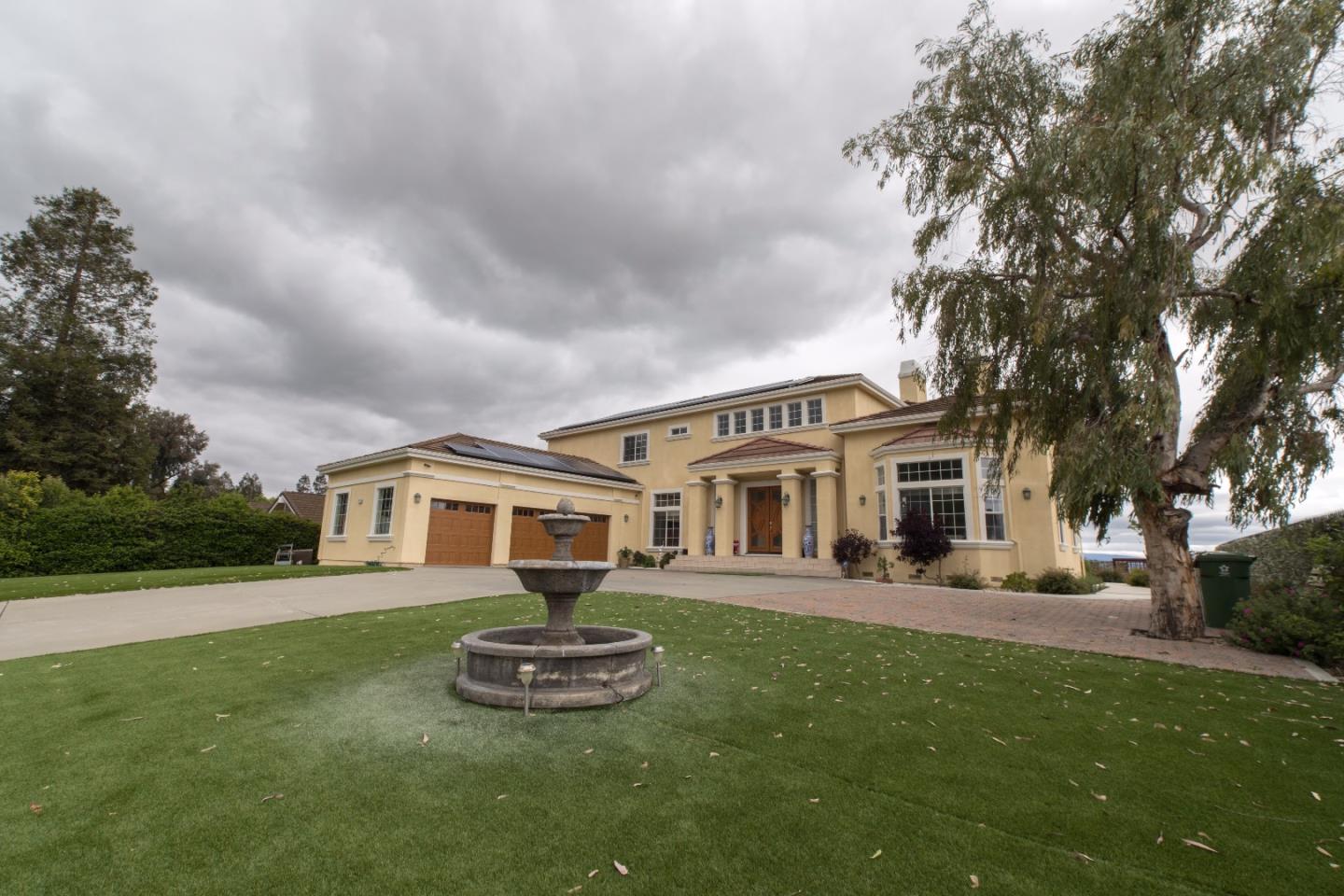 278 Carmelita Dr