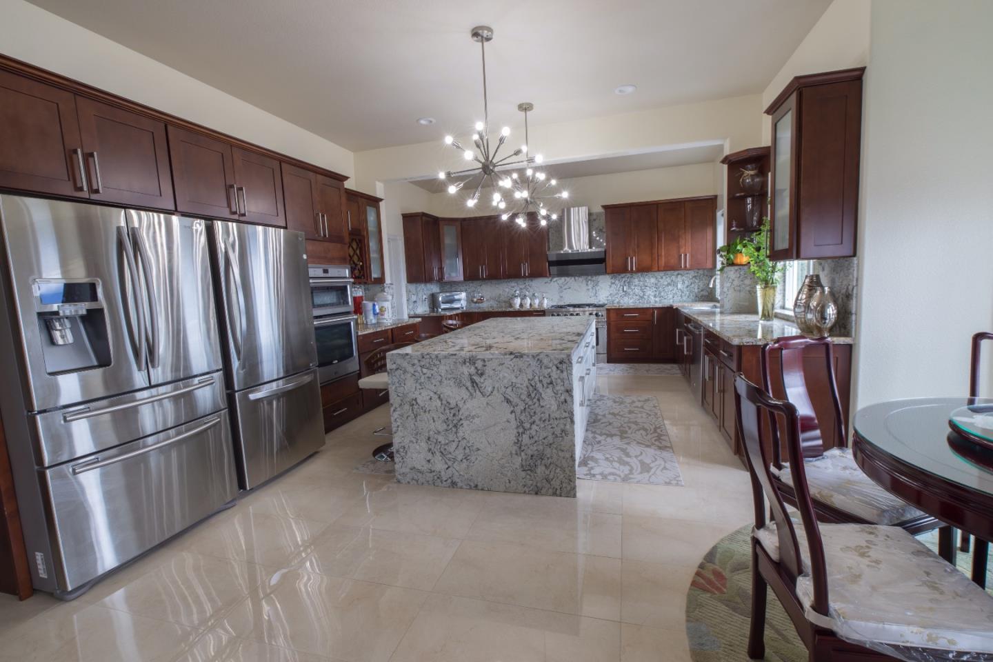 278 Carmelita Dr