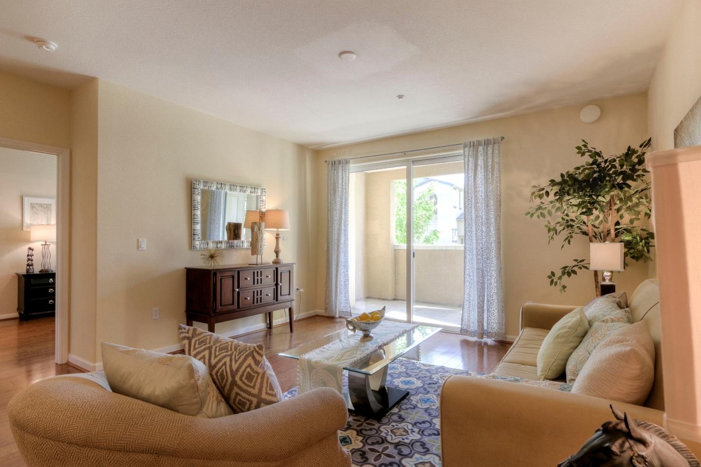 49002 Cinnamon Fern Common #APT 210, Fremont CA 94539