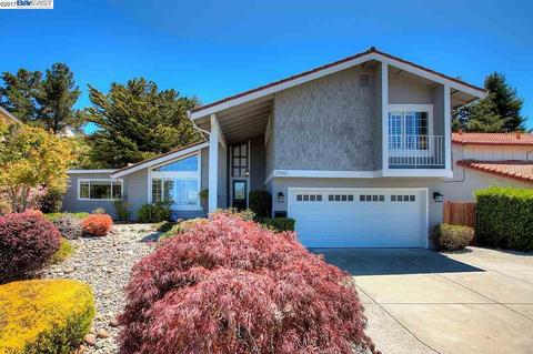 1673 Highland Blvd