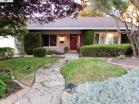 24694 Fairview Ave