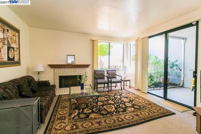5310 Ridgeview Cir #1