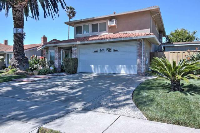 32716 Bucks Lake Ln