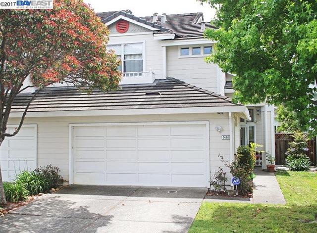 32716 Bucks Lake Ln