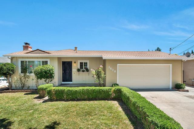 1687 Lonnie Dr