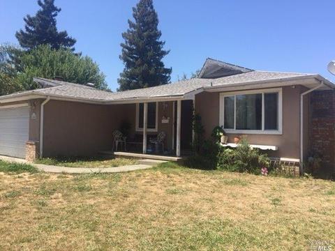 2821 Redwood Rd