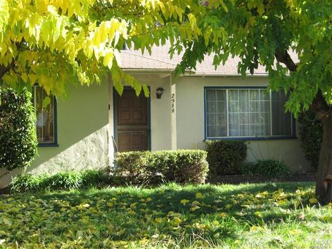 2821 Redwood Rd