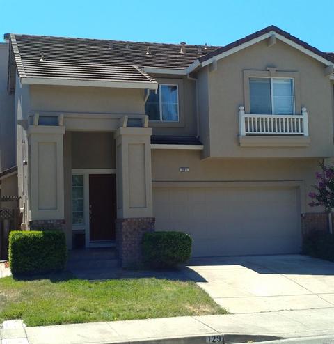 2821 Redwood Rd