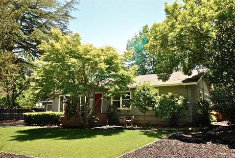 3323 Cambridge Ct