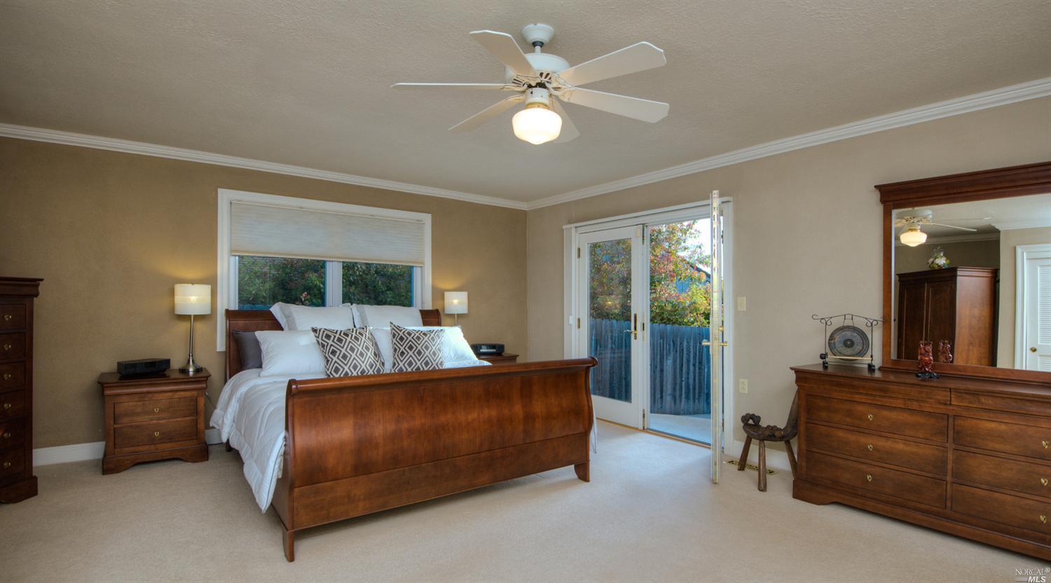 For Sale: 362 Saint Andrews Dr Napa, CA 94558
