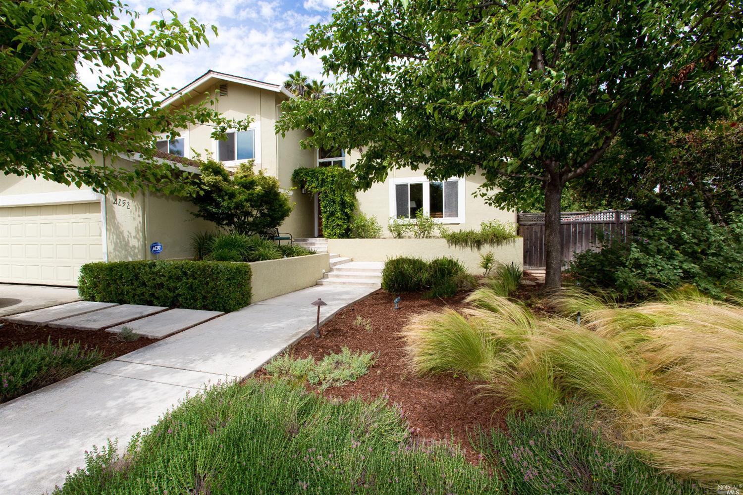 For Sale: 4252 Chablis Dr Napa, CA 94558