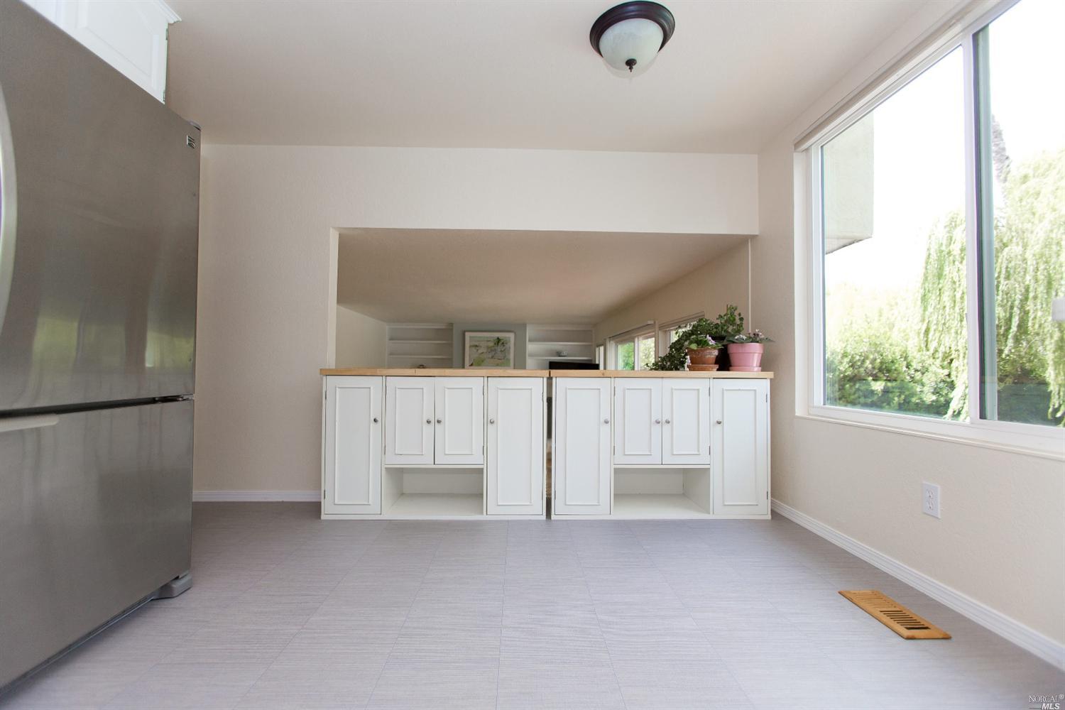For Sale: 4252 Chablis Dr Napa, CA 94558