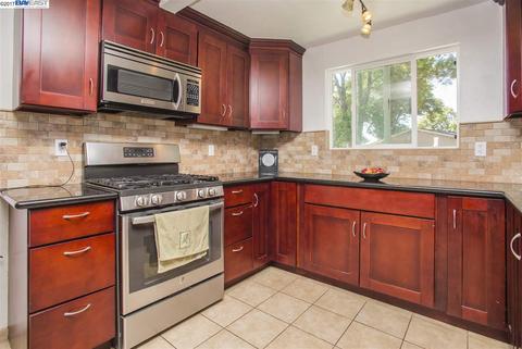6033 Breton Pl