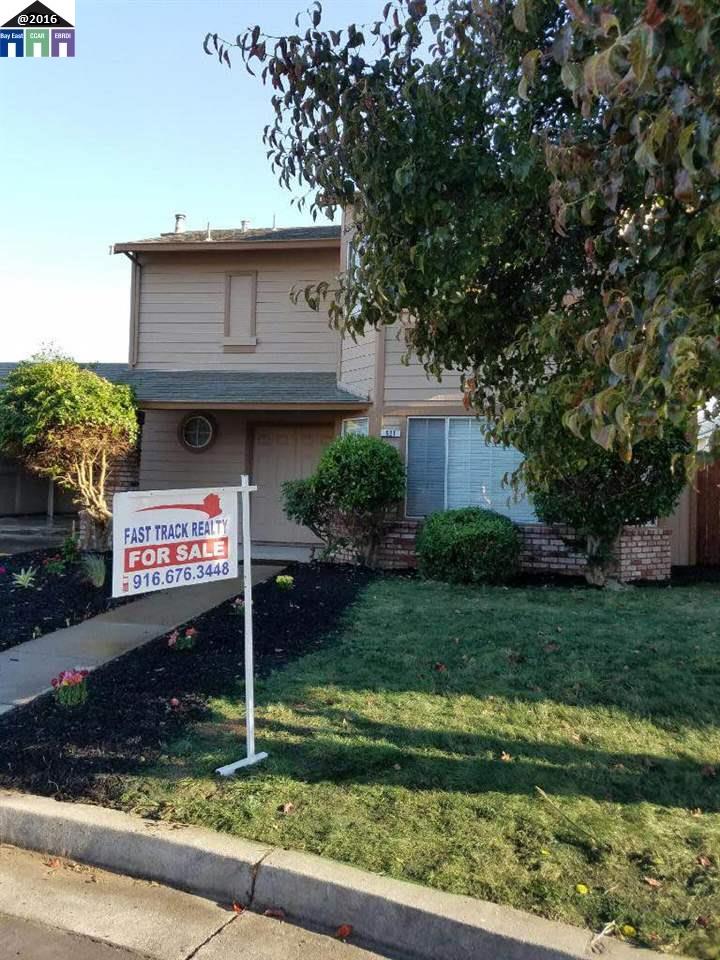 621 Country Ln
