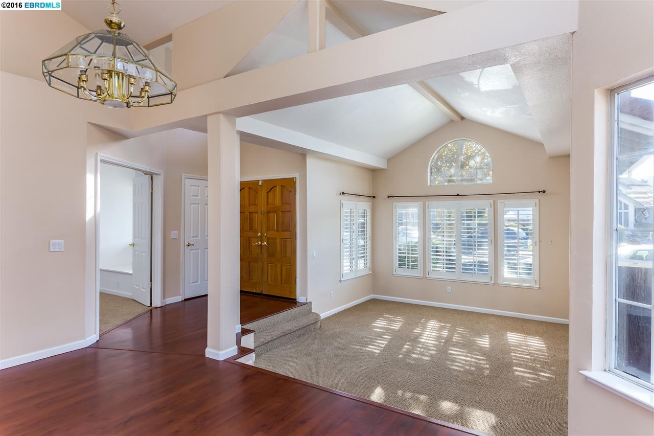 156 Meadow Brook Ct