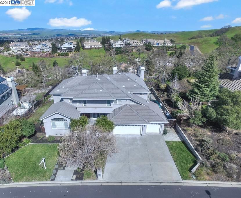8335 Regency Dr