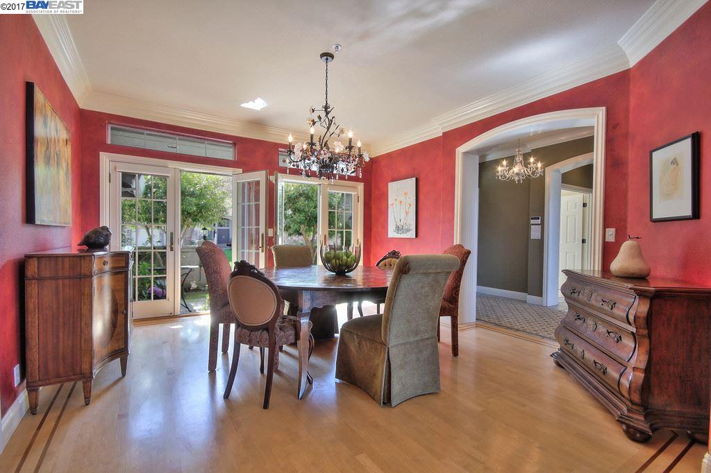 8335 Regency Dr