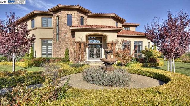 3532 Touriga Dr