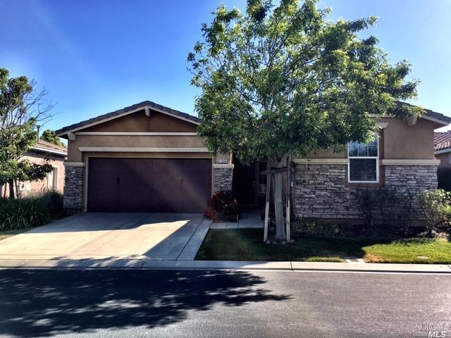 215 Yosemite Dr