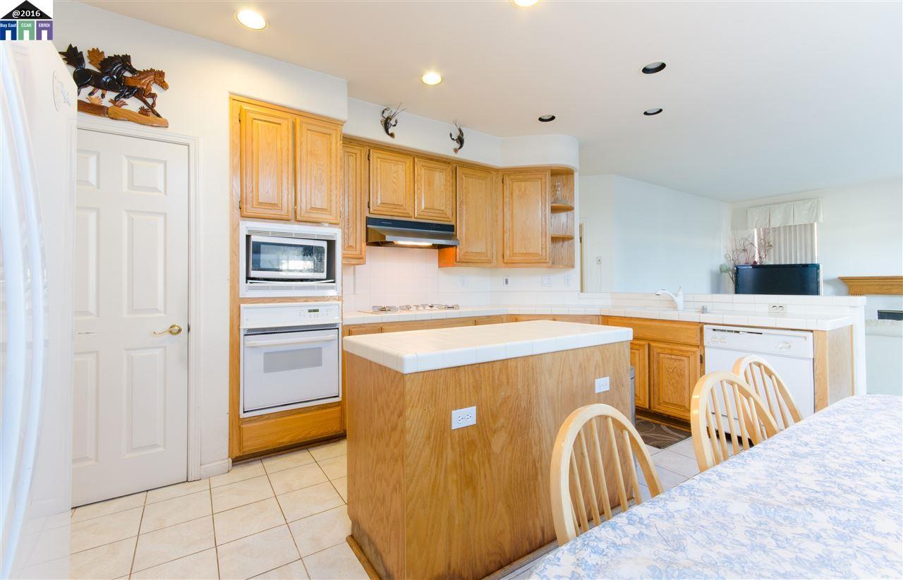15128 Shining Star Ln