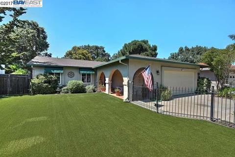 40 Tareyton Ct