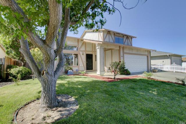 819 Yosemite Way