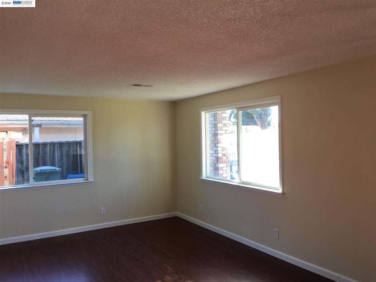 4306 Planet Cir