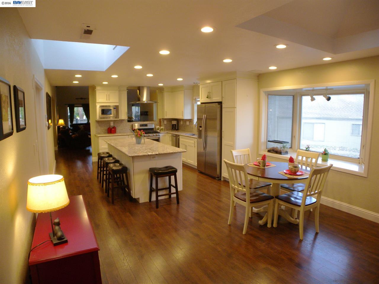 5135 Oakdale Ct