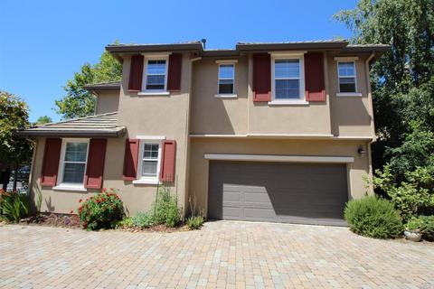 5035 Staghorn Dr