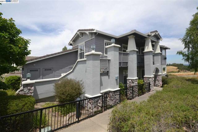 633 Michael Ln
