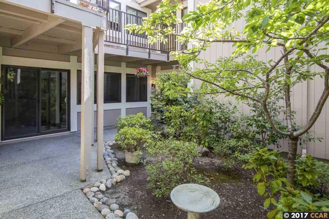 3064 Rossmoor Pkwy #4