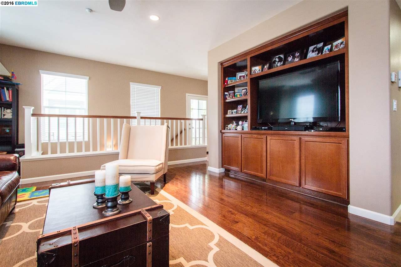 For Sale: 2155 Northshore Dr Richmond, CA 94804