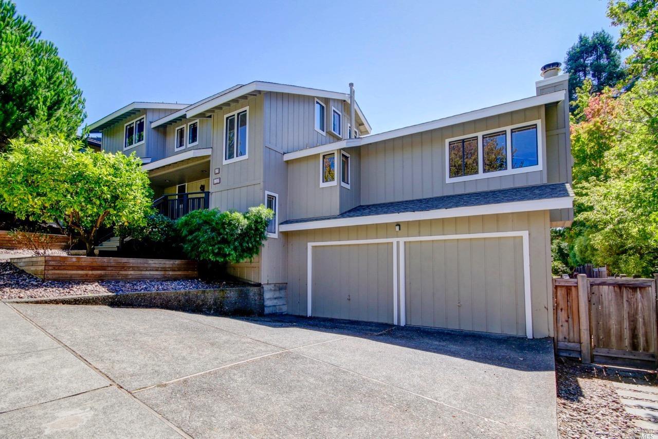 12 San Marino Dr