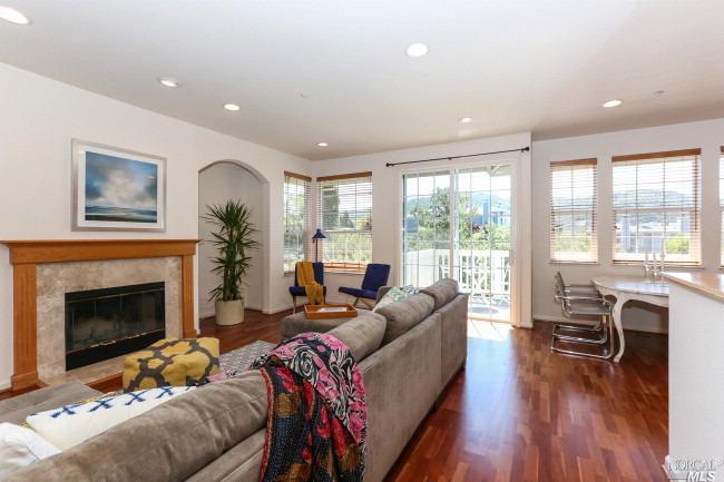 For Sale: 95 Vista Marin Dr San Rafael, CA 94903