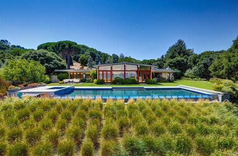61 Wolfback Ridge Rd