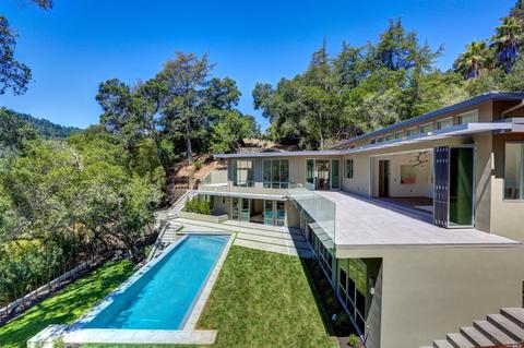 61 Wolfback Ridge Rd