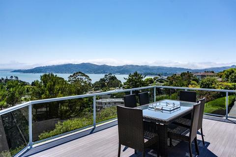 19 Windward Rd