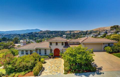 19 Windward Rd